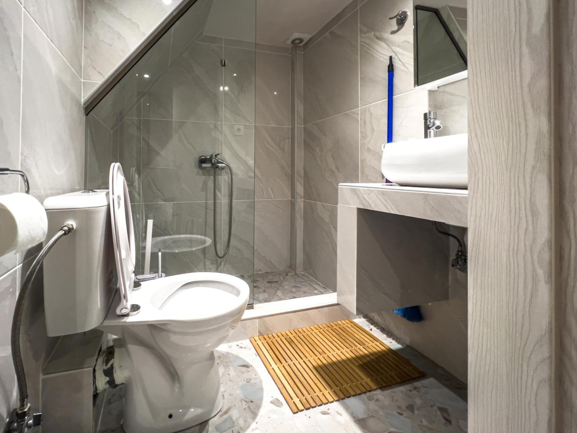 Ikaros Welcome Stay Downtown Loft - Explore Center By Foot - Close To Arch Of Galerius Thessaloniki Exterior photo